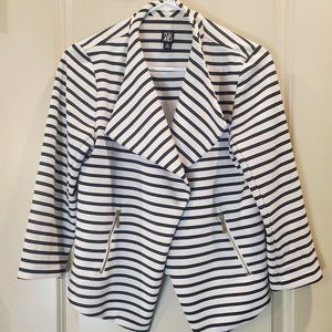 Roz & Ali Striped Blazer